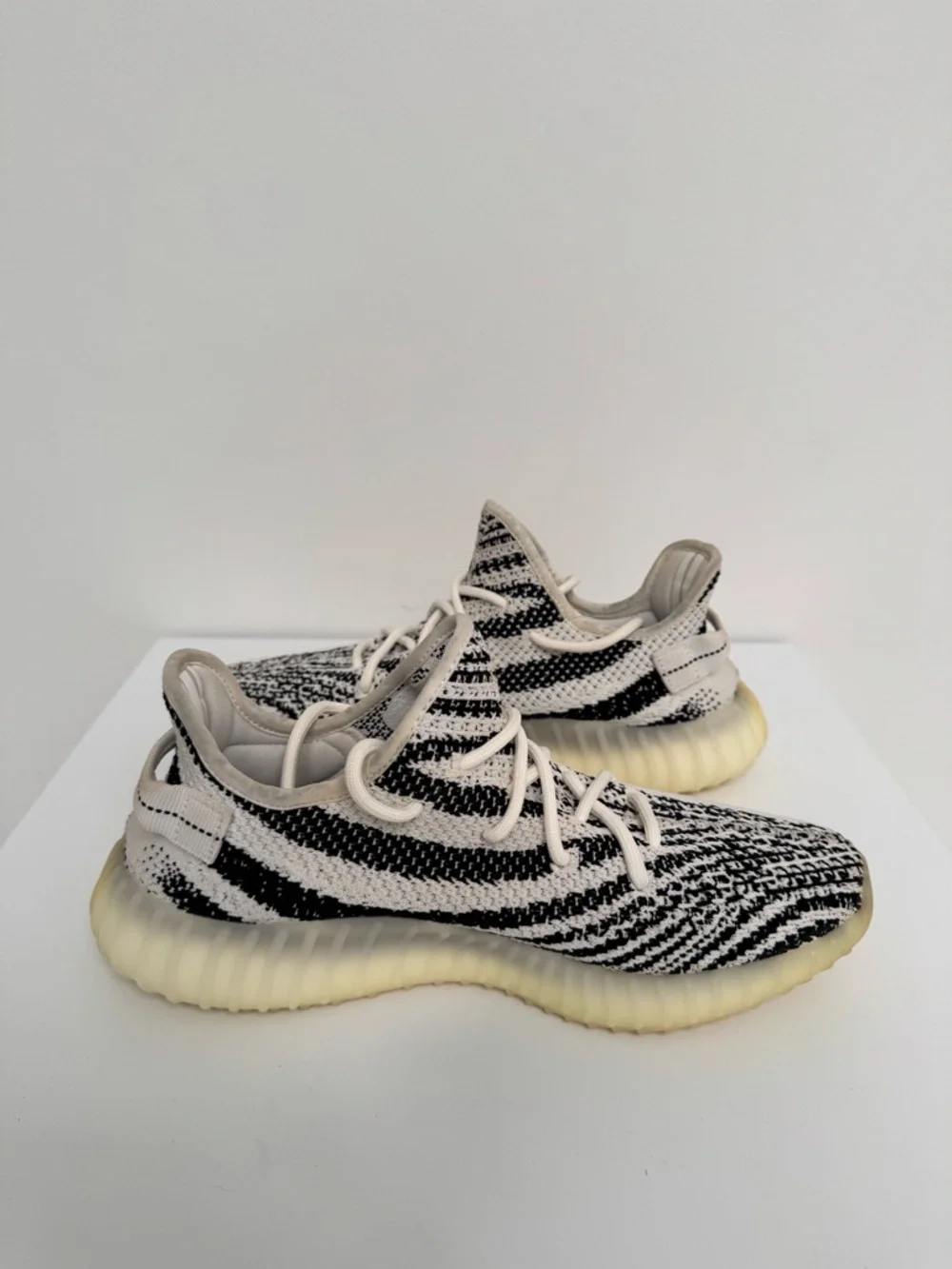 Yeezy Boost 350 V2‎ Zebra, Size 10